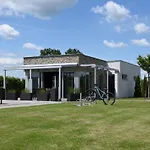 Harmony Medical & Wellness-free Parking, 1,8km From The Center Kroměříž