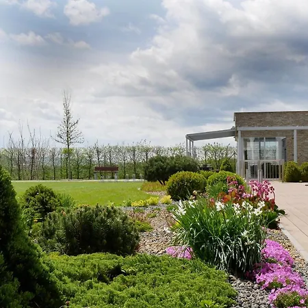 Harmony Medical & Wellness-free Parking, 1,8km From The Center 4* Kromeriz