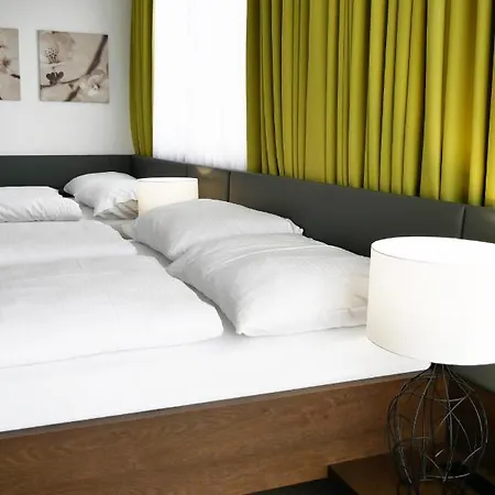 Harmony Medical & Wellness-free Parking, 1,8km From The Center 4* Kromeriz
