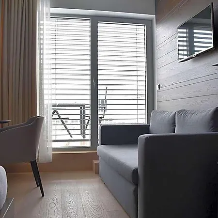 Harmony Medical & Wellness-free Parking, 1,8km From The Center Kroměříž