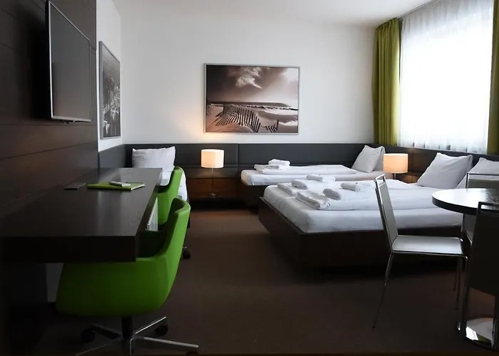 Harmony Medical & Wellness-free Parking, 1,8km From The Center 酒店 4*